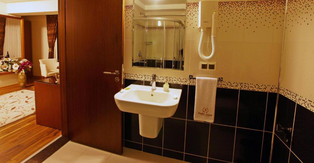 Saadet Grand Hotel Hatay Zewnętrze zdjęcie